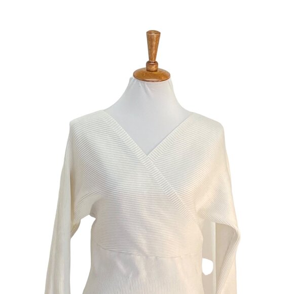 Akira Rib Sweater Dress Cream a size XL Minimalist Quiet Luxury Neutral Corpcore - Picture 6 of 13